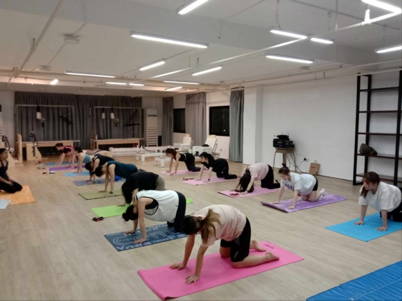 フィリピン留学 Cebu21 - CIA-YOGA, PILATES ROOM-8